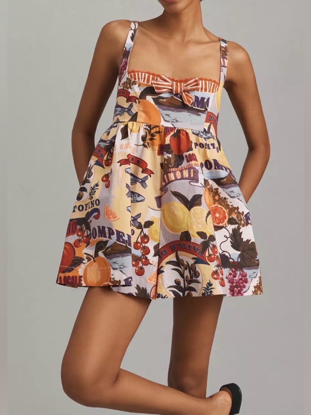 NWT House of Harlow 1960 Positano Print Romper Size S Adjustable Straps